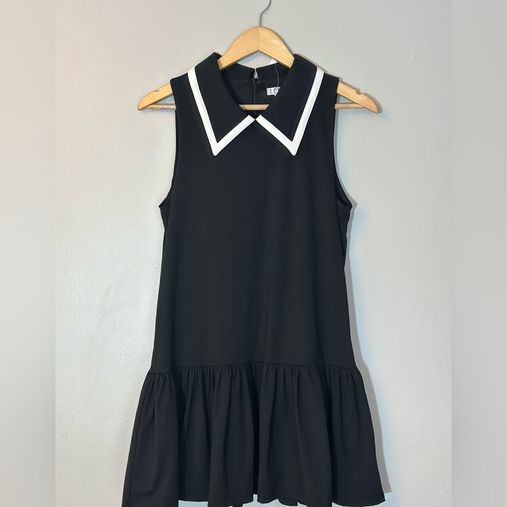 Women’s Black Sleeveless Drop-Waist Dress with White Trim Collar Size Large chic - Picture 4 of 9
